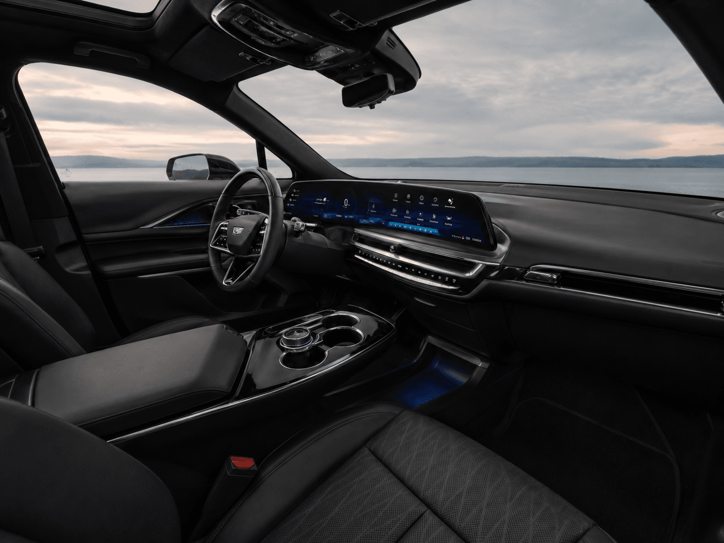 Cadillac lyriq 2025 thumbnail 3