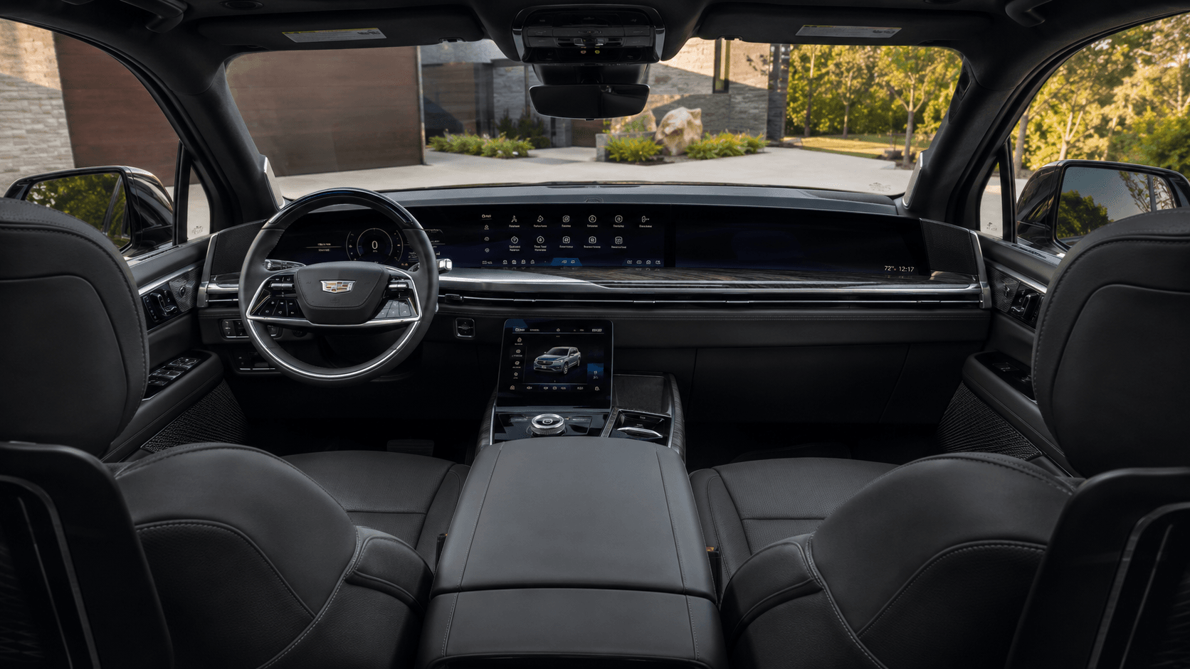 One escalade is 2025 thumbnail 8